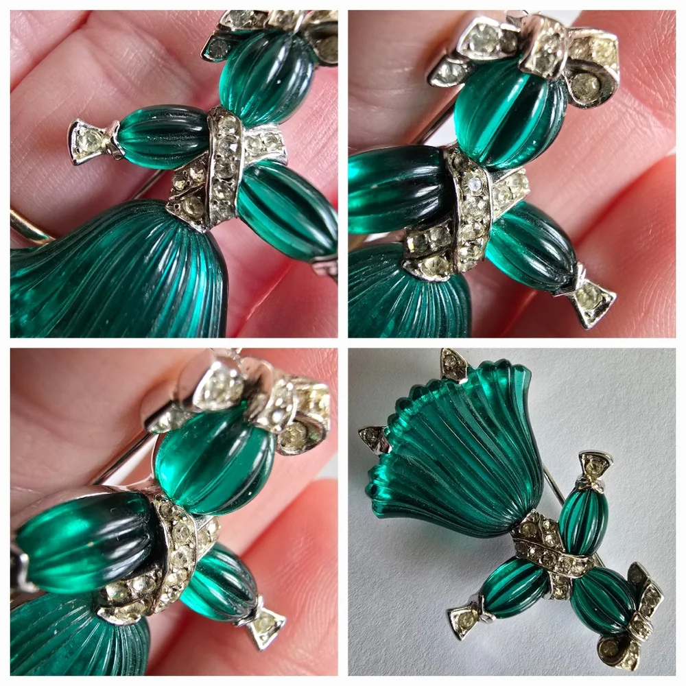 Vintage Trifari Pom Pom brooch pin green ragdoll crown 1940s Alfred Philppe